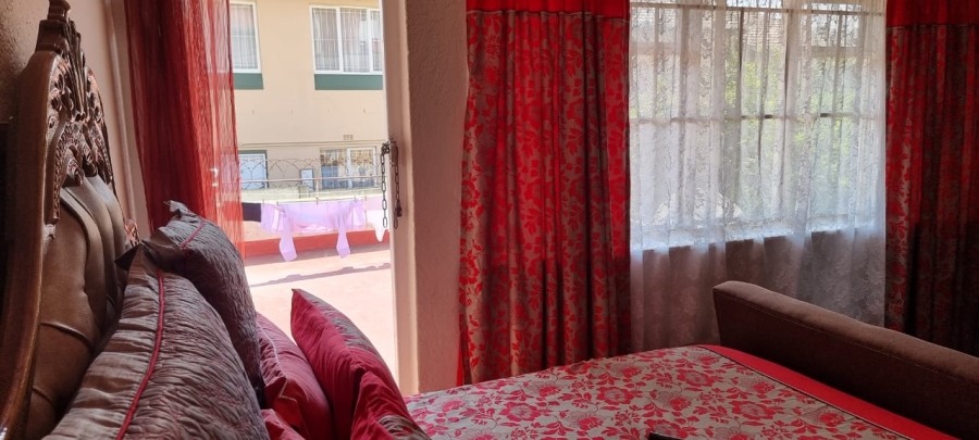 2 Bedroom Property for Sale in Mowbray Western Cape